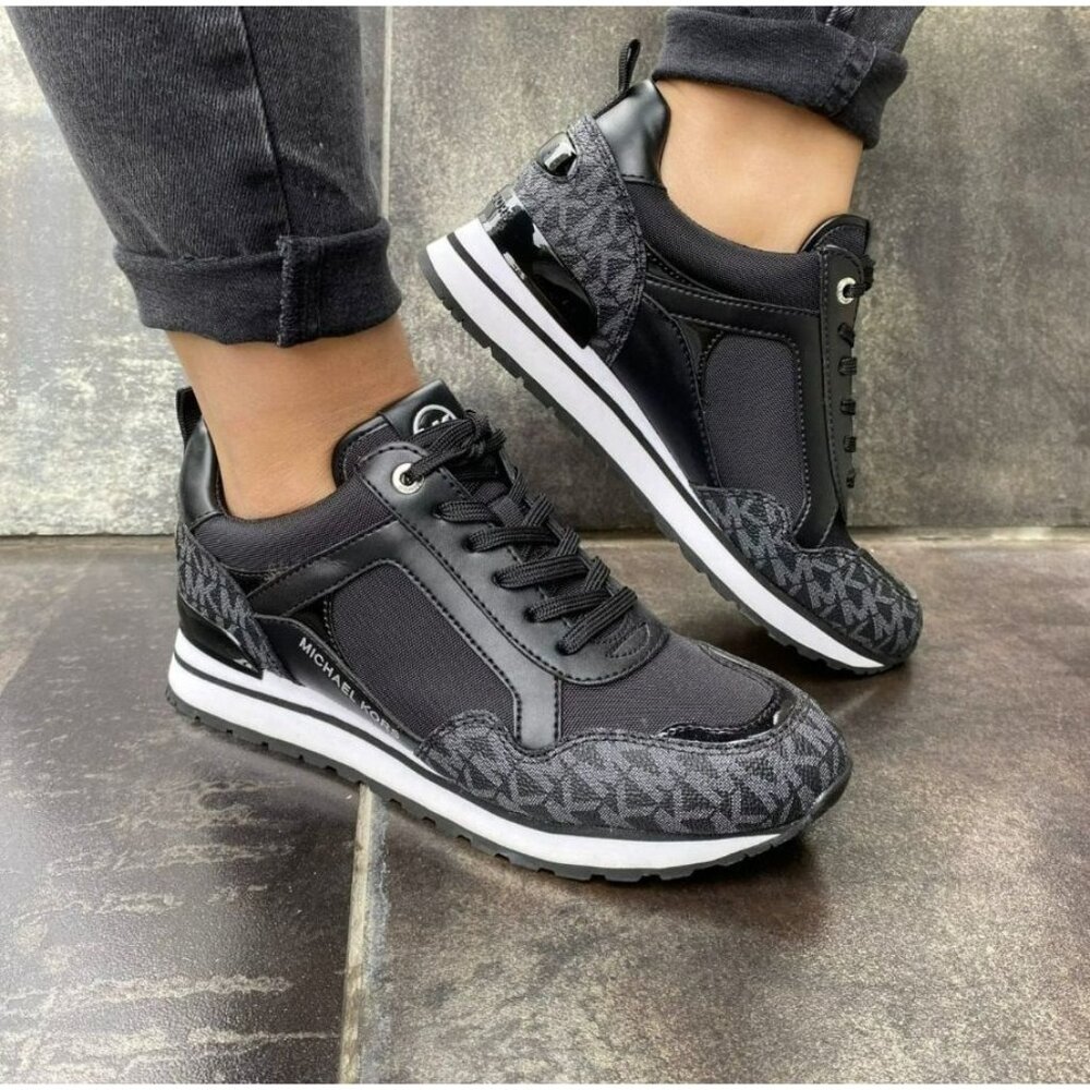 ✨MICHAEL KORS Wilma Trainer sz 9.5 Women Shoes Casual Sneakers Black 49S1WIFS1D✨